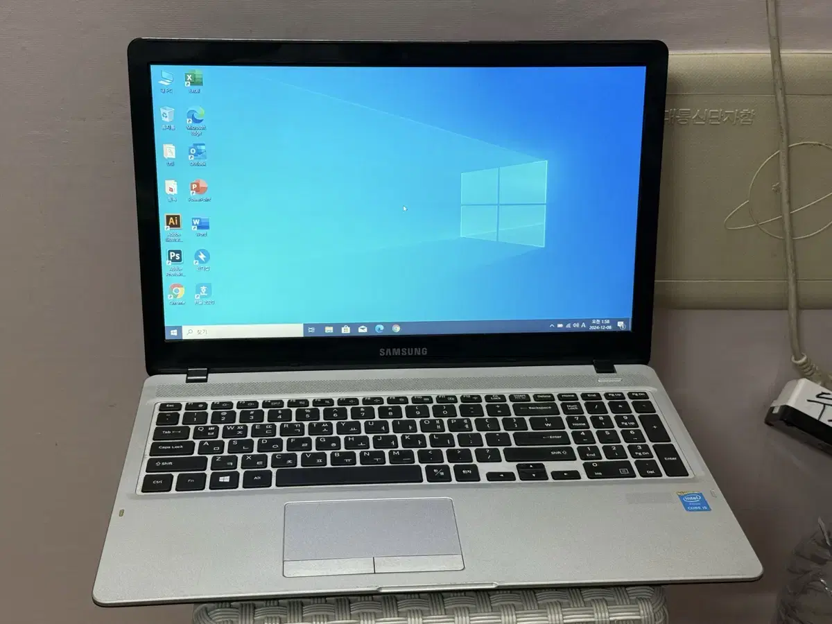 삼성 노트북 i5-5200U 8gb ram ssd250gb